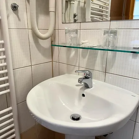 Tamaris Rooms Gostinjska kuća 3*