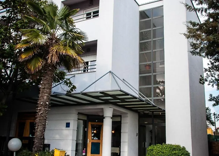 Tamaris Rooms 3* Zadar